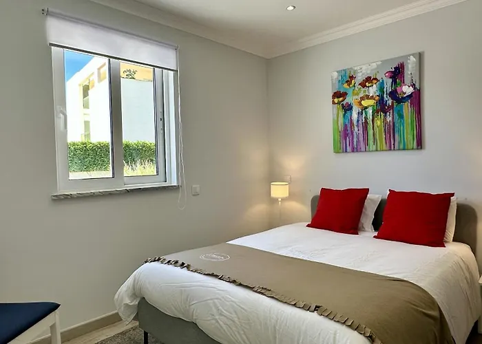 Hibisco 1 - Shared Pool - 8 Guests - Albufeira Daire Albufeira