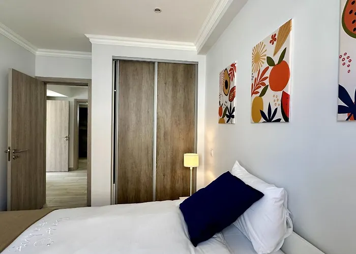 Hibisco 1 - Shared Pool - 8 Guests - Albufeira Daire Albufeira